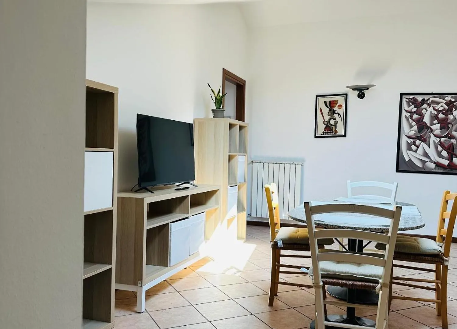 Apartament Luino - Lago&Monti Views- Free Wi-Fi Włochy