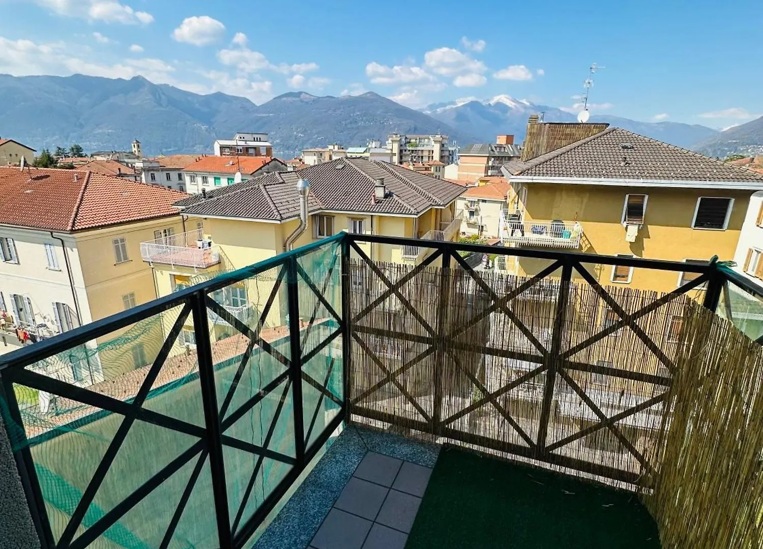 Apartament Luino - Lago&Monti Views- Free Wi-Fi