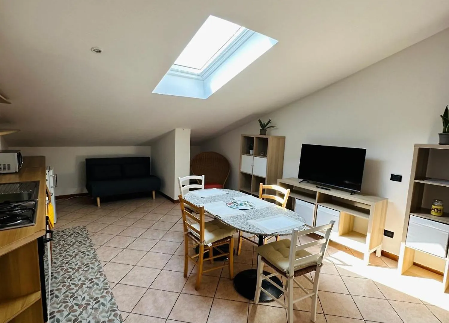Apartament Luino - Lago&Monti Views- Free Wi-Fi
